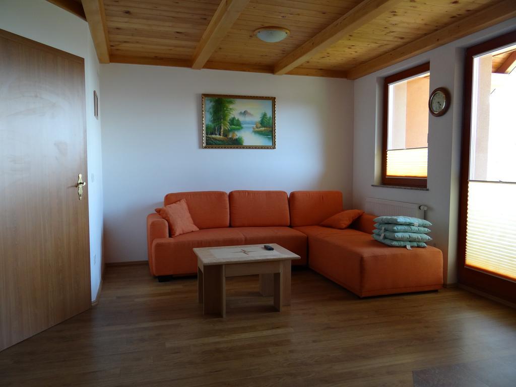 Apartments Trebusak Laze v Tuhinju ภายนอก รูปภาพ